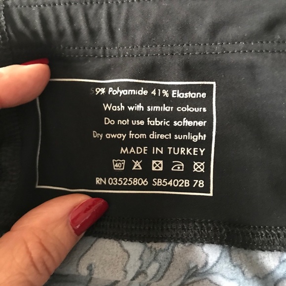 Sweaty Betty 7/8 Running Leggings - Picture 8 of 10